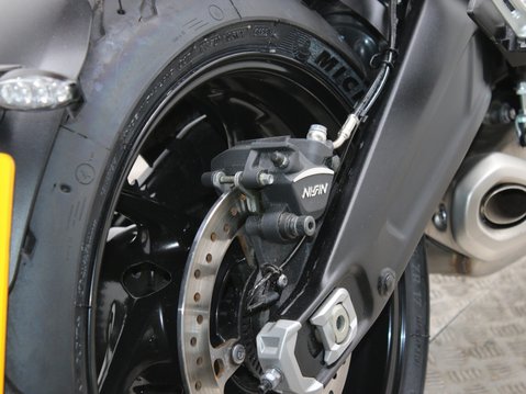 Triumph Trident TRIDENT 660 17