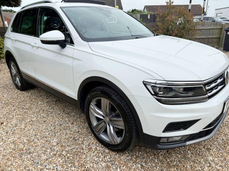 Volkswagen Tiguan 2.0 TDI SEL DSG 4Motion Euro 6 (s/s) 5dr 9