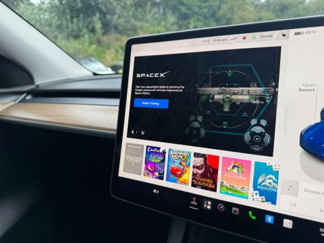 Tesla Model Y ModeL Y Long Range AWD 4WD 5dr 33