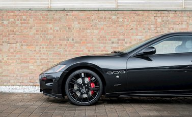 Maserati Granturismo S MC Shift 22