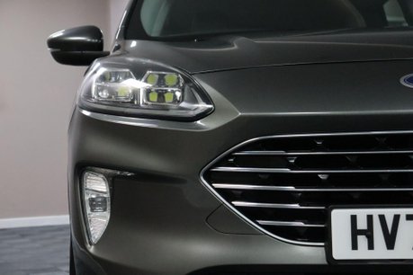Ford Kuga TITANIUM 24