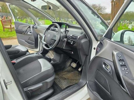 Citroen Grand C4 Picasso 1.6 THP Exclusive+ MPV 5dr Petrol EAT6 Euro 6 (s/s) (165 ps) 27