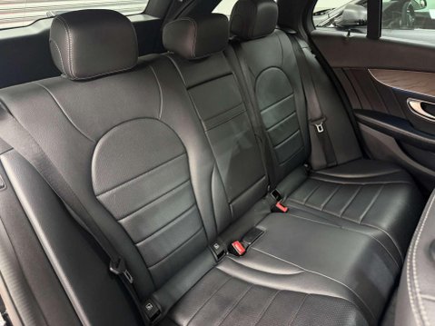 Mercedes-Benz C Class 2.1 C220d AMG Line (Premium Plus) Estate 5dr Diesel G-Tronic+ Euro 6 (s/s) 43