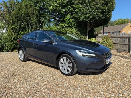 Volvo V40 2.0 D3 Inscription Auto Euro 6 (s/s) 5dr 2
