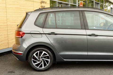 Volkswagen Golf SV MATCH TSI EVO DSG 7