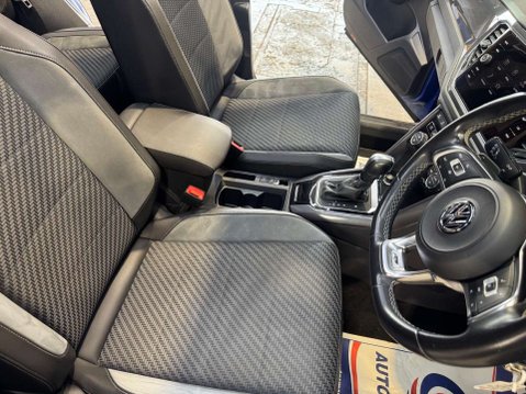 Volkswagen T-Roc 1.5 T-Roc R-Line TSi Evo Semi-Auto 5dr 42