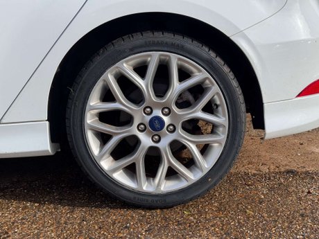 Ford Focus 1.0T EcoBoost Zetec S Euro 6 (s/s) 5dr 21