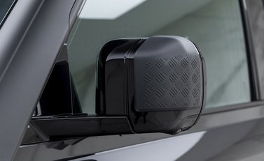 Land Rover Defender 90 Hard Top D200 21