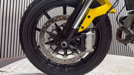 Ducati Scrambler 800 ICON 2016 ONLY 9K LEO VINCE EXHAUST LONG MOT 803CC 46