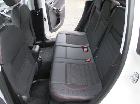 Peugeot 2008 1.2 PureTech GT Line Euro 6 (s/s) 5dr 32