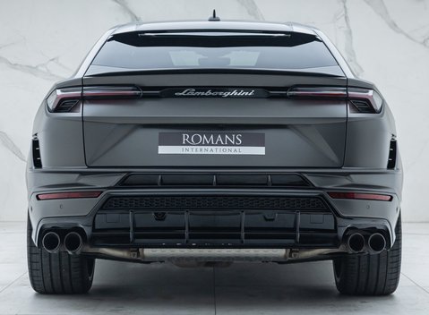 Lamborghini Urus S 6