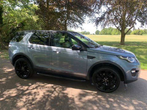 Land Rover Discovery Sport TD4 HSE BLACK 12