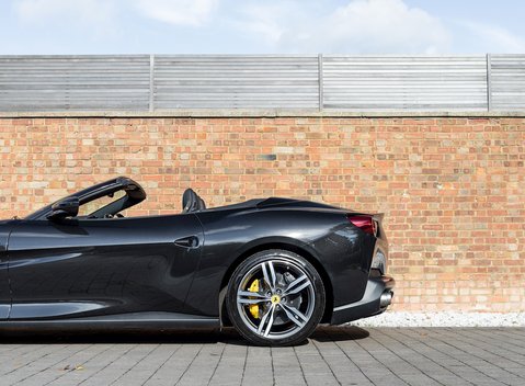 Ferrari Portofino 31