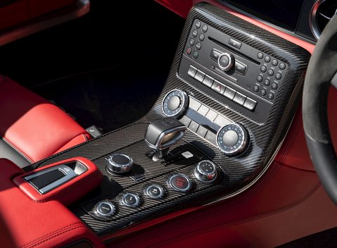 Mercedes-Benz SLS AMG Roadster 19