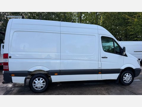 Mercedes-Benz Sprinter 2.1 213 CDi BlueEFFICIENCY Panel Van 4dr Diesel Manual RWD L2 (200 g/km, 12 17