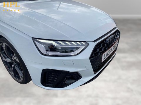 Audi A4 2.0 TFSI 40 Black Edition Saloon 4dr Petrol S Tronic Euro 6 (s/s) (204 ps) 9