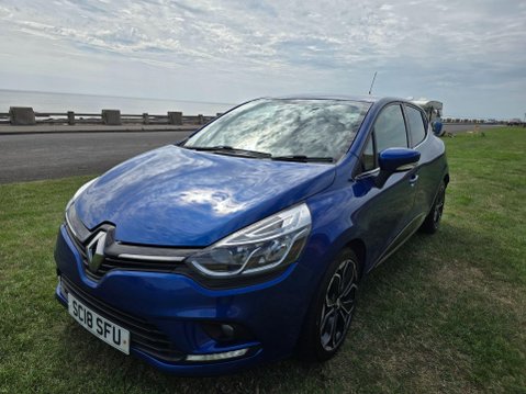 Renault Clio 0.9 TCe Iconic Euro 6 (s/s) 5dr 7