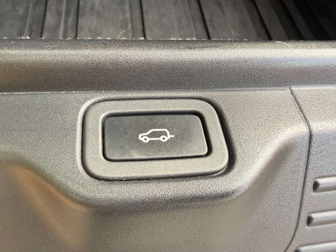 Land Rover Range Rover 4.4 Range Rover Autobiography SDV8 Auto 4WD 5dr 21