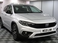 Fiat Tipo CROSS 28