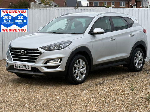 Hyundai TUCSON T-GDI SE NAV AUTO 1