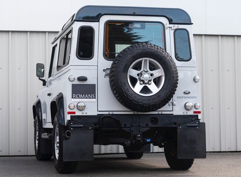 Land Rover Defender 90 Landmark 3