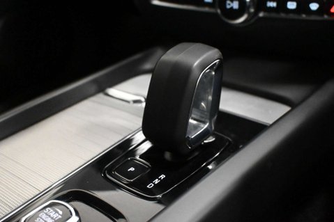 Volvo V60 2.0 V60 + B4 MHEV Auto 5dr 58