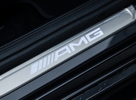 Mercedes-Benz C63 AMG S E NIGHT EDITION PREMIUM PLUS 27