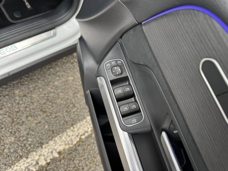 Mercedes-Benz EQB EQB 350 66KWH 4Matic AMG Line Premium Auto Electric 7 SEATER/PAN ROOF/VAT Q 16