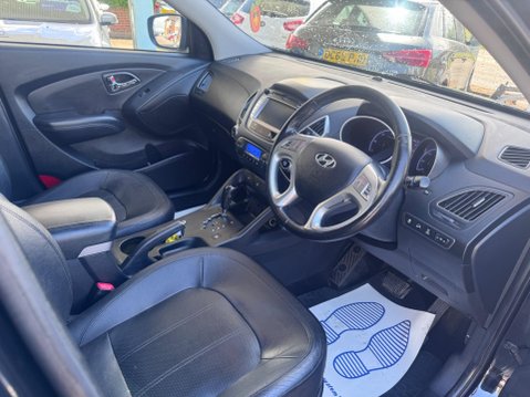 Hyundai ix35 2.0 CRDi Premium Auto 4WD Euro 5 5dr 13