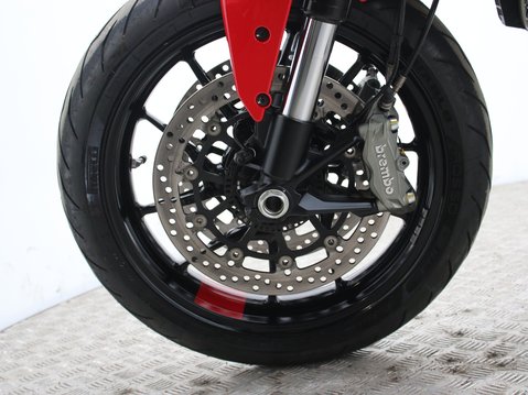 Ducati Monster 937 MONSTER 937 17