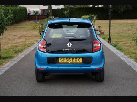 Renault Twingo 1.0 SCe Dynamique Euro 6 (s/s) 5dr 11