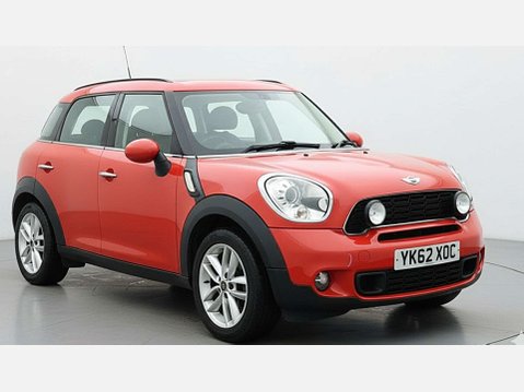 Mini Countryman 2.0 Cooper SD SUV 5dr Diesel Auto ALL4 Euro 5 (143 ps) 1