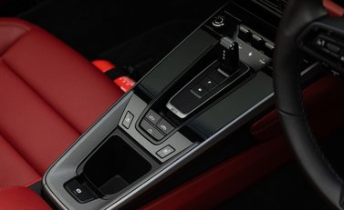 Porsche 911 Carrera 4S Cabriolet (992) 19