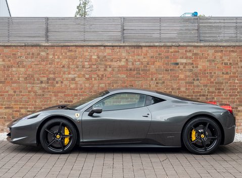 Ferrari 458 Italia 2