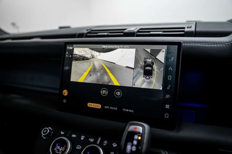 Land Rover Defender 3.0 D350 MHEV X-Dynamic HSE SUV 3dr Diesel Auto 4WD Euro 6 (s/s) (350 ps) 34