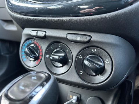 Vauxhall Corsa SE 25