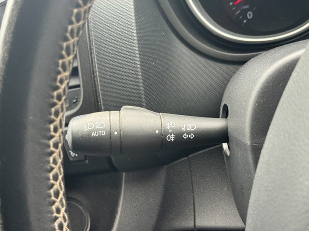 Renault Trafic SWB L1H1 Low Roof SL28 Air Con Alloys Sensors EURO 6 NO VAT 20