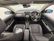 Suzuki Vitara SZ5 BOOSTERJET MHEV 3