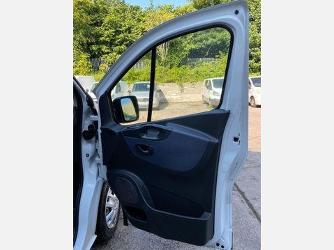 Vauxhall Vivaro 1.6 CDTi 2700 L1 H1 Euro 5 5dr 21