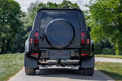 Land Rover Defender D350 X-Dynamic HSE Hardtop 23