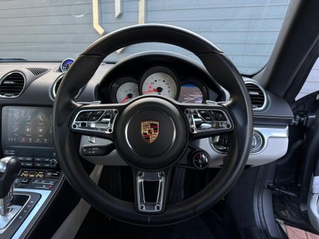 Porsche 718 Cayman CAYMAN STYLE EDITION PDK 46