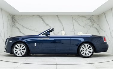 Rolls-Royce Dawn V12 2