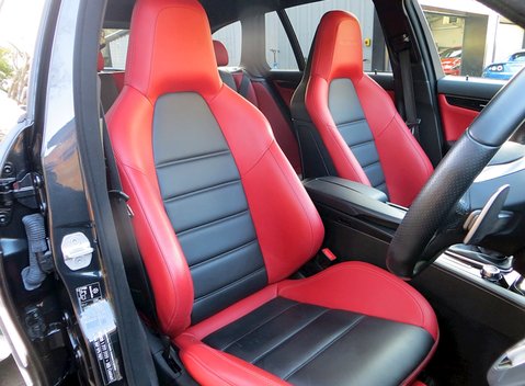 Mercedes-Benz C Class AMG Estate 11