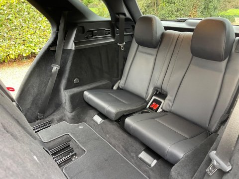 Mercedes-Benz GLE 2.0 GLE300d AMG Line (Premium) SUV 5dr Diesel G-Tronic 4MATIC Euro 6 (s/s) 87