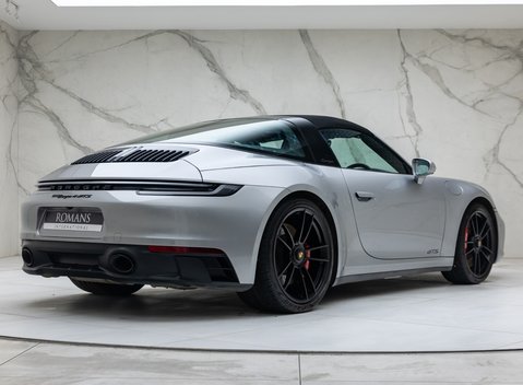 Porsche 911 Targa 4 GTS (992) 9