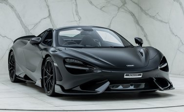 McLaren 765LT Spider 11