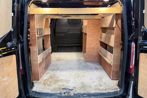 Ford Transit Custom 280 LIMITED ECOBLUE - NO VAT - 1 OWNER—FULL SERVICE HISTORY -APPLE CARPLAY  34