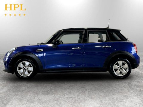 Mini Hatch 1.5 Cooper Classic Hatchback 5dr Petrol Steptronic Euro 6 (s/s) (136 ps) Ai 4