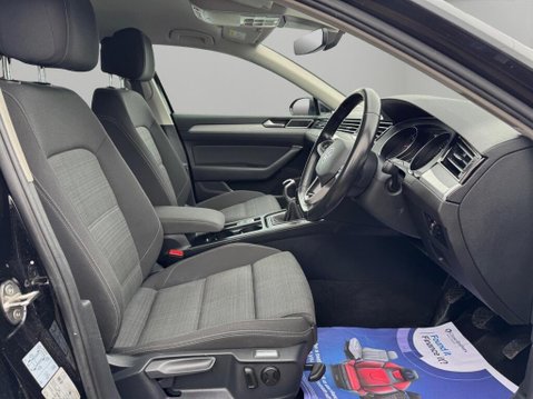 Volkswagen Passat 2.0 TDI EVO SE Nav Euro 6 (s/s) 5dr 12