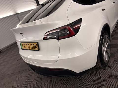 Tesla Model Y Auto RWD 5dr 32